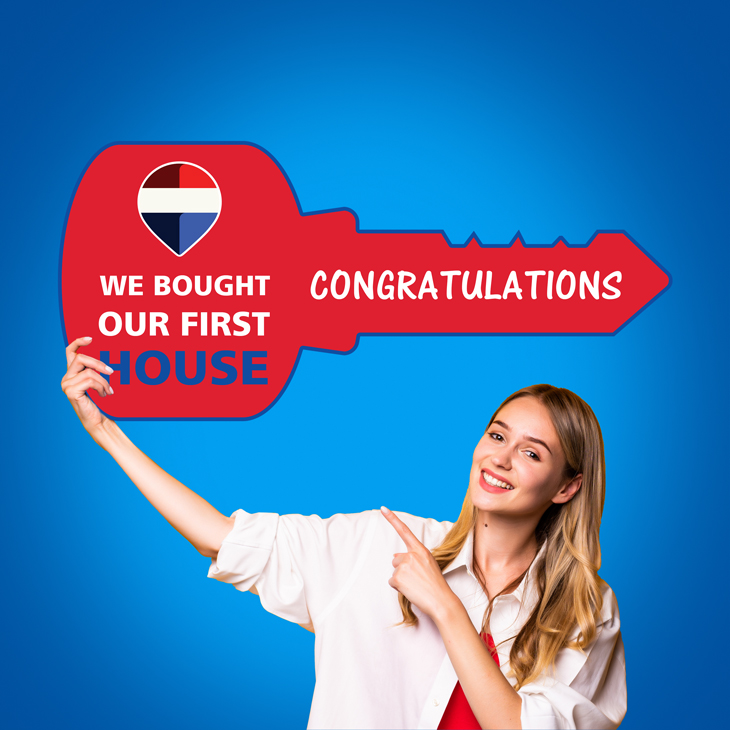 Closing Keys Signs - REMAX