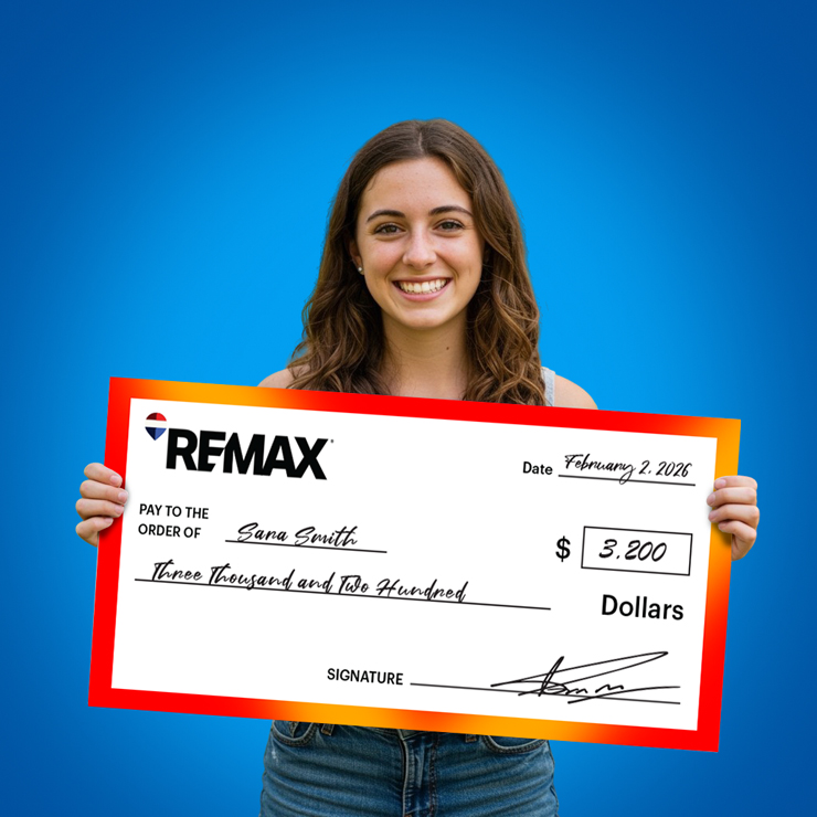 REMAX Giant Checks